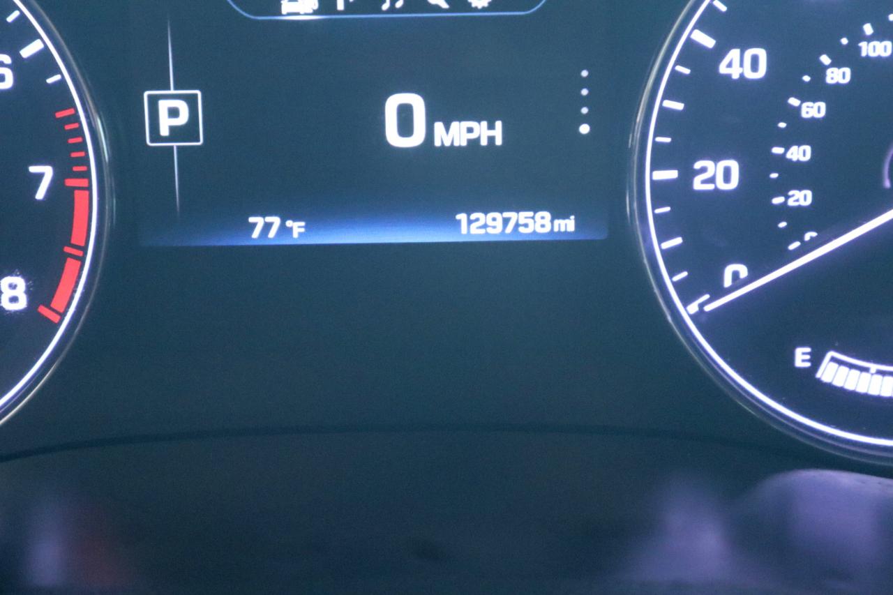 Hyundai Genesis 4dr Sdn V6 3.8L RWD 2015