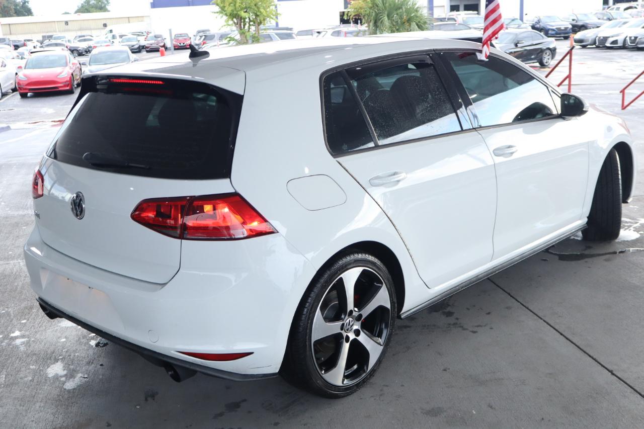 Volkswagen Golf GTI 2.0T 4-Door S DSG 2017