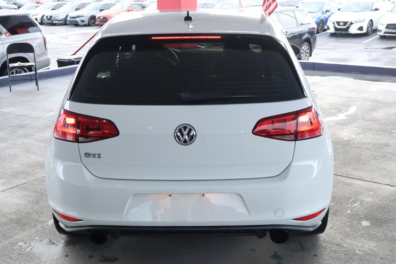 Volkswagen Golf GTI 2.0T 4-Door S DSG 2017