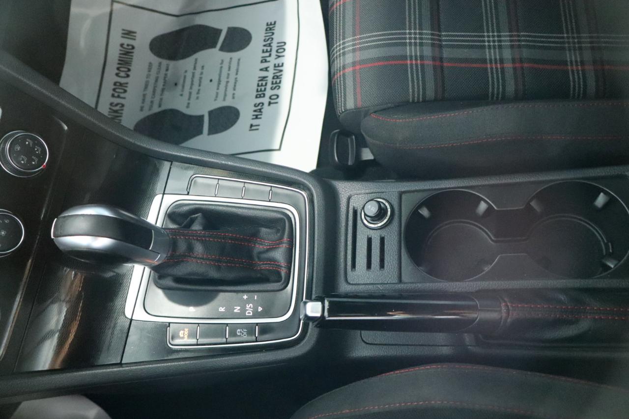 Volkswagen Golf GTI 2.0T 4-Door S DSG 2017