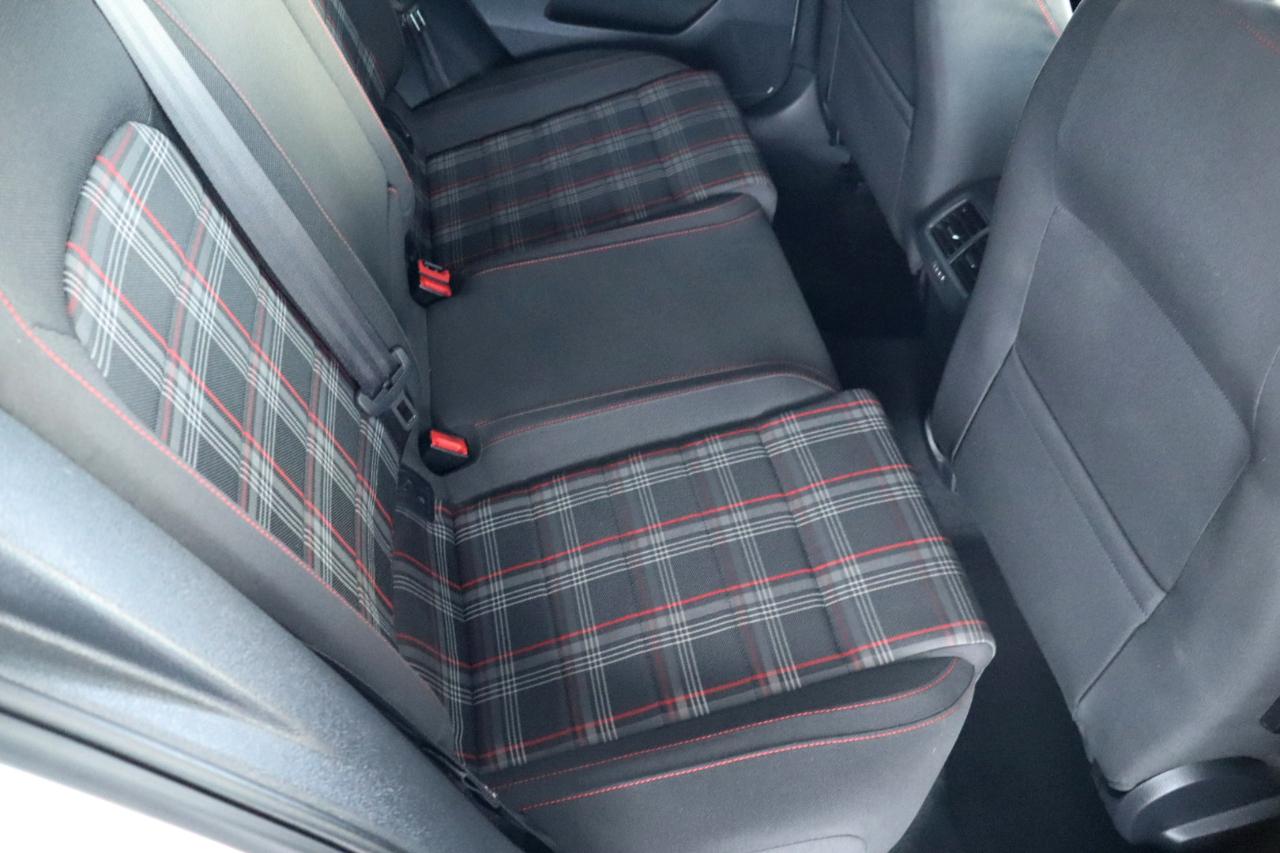 Volkswagen Golf GTI 2.0T 4-Door S DSG 2017