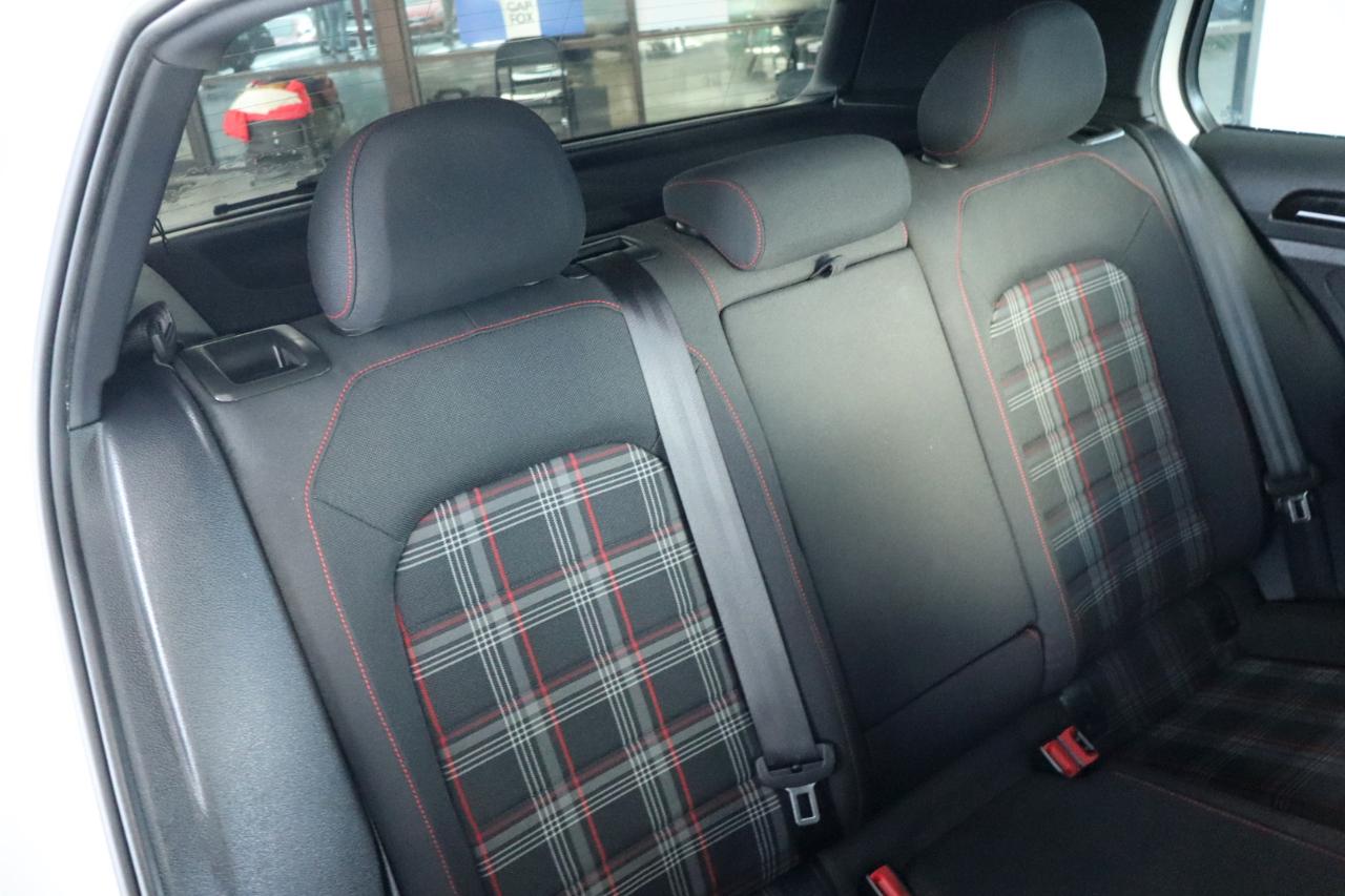 Volkswagen Golf GTI 2.0T 4-Door S DSG 2017