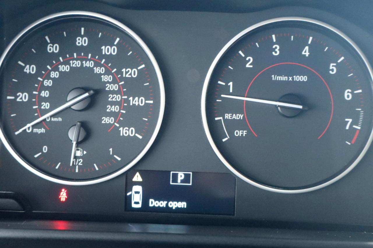 BMW 2 Series 2dr Cpe M235i RWD 2014