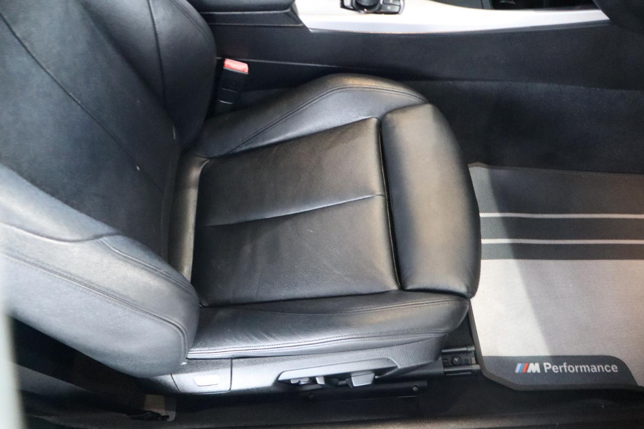 BMW 2 Series 2dr Cpe M235i RWD 2014