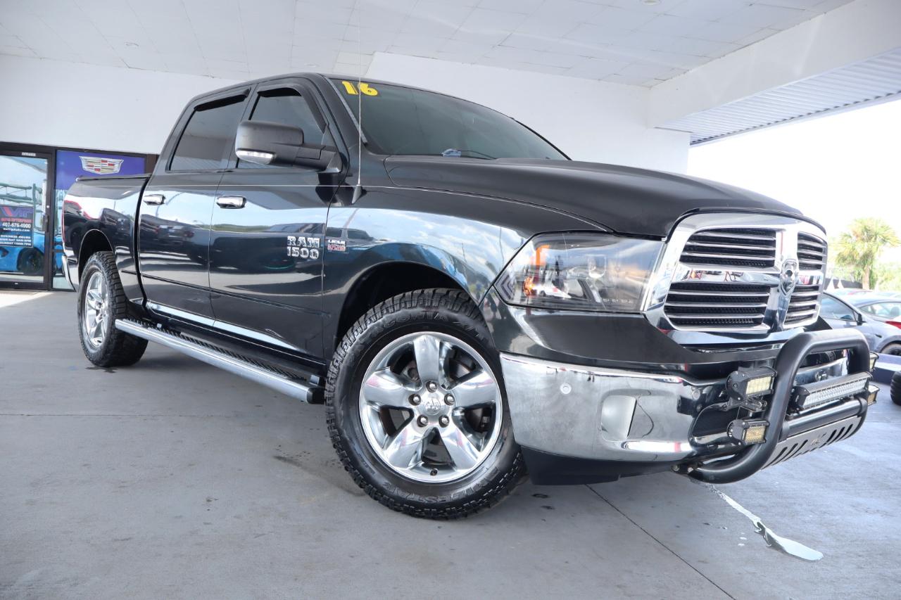 RAM 1500 2WD Crew Cab 140.5" Big Horn 2016