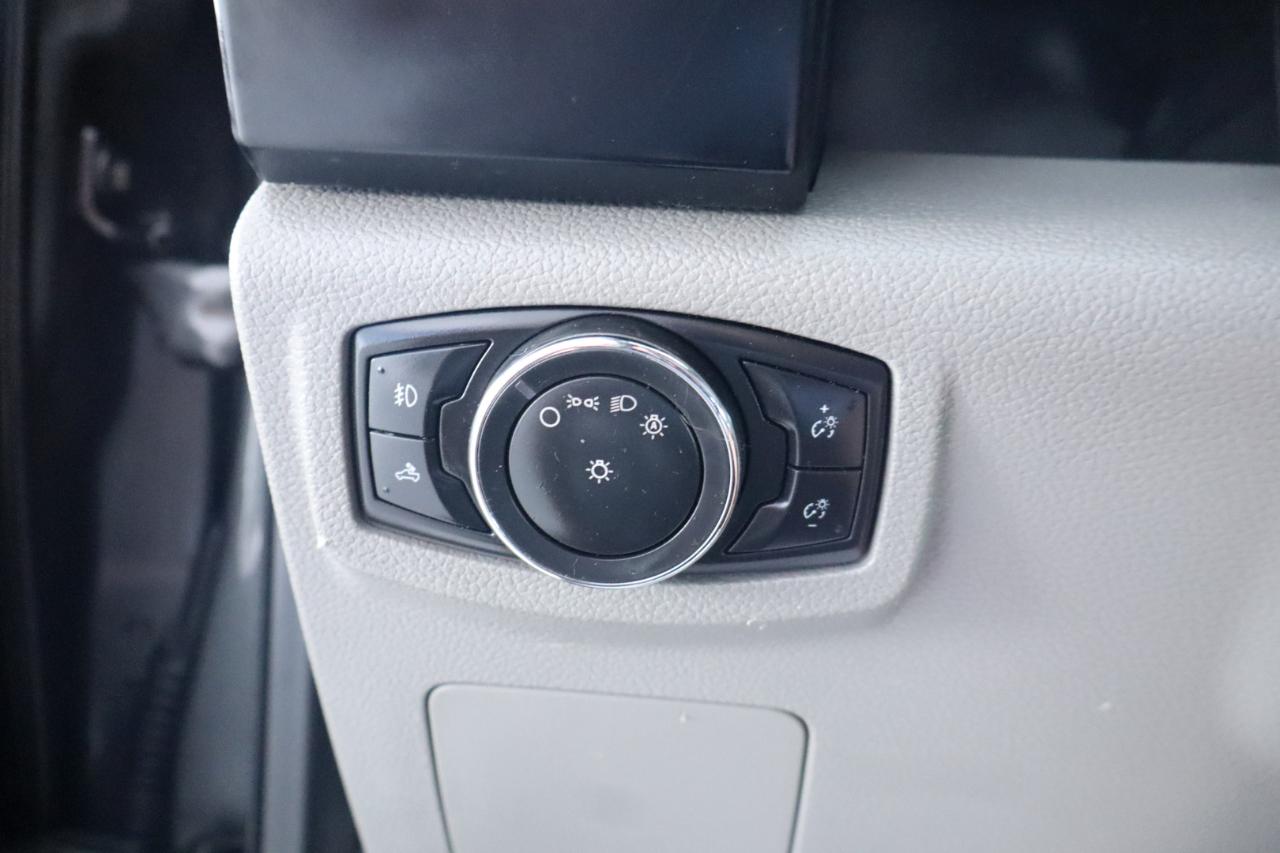 Ford F-150 2WD SuperCrew 157" XL 2015