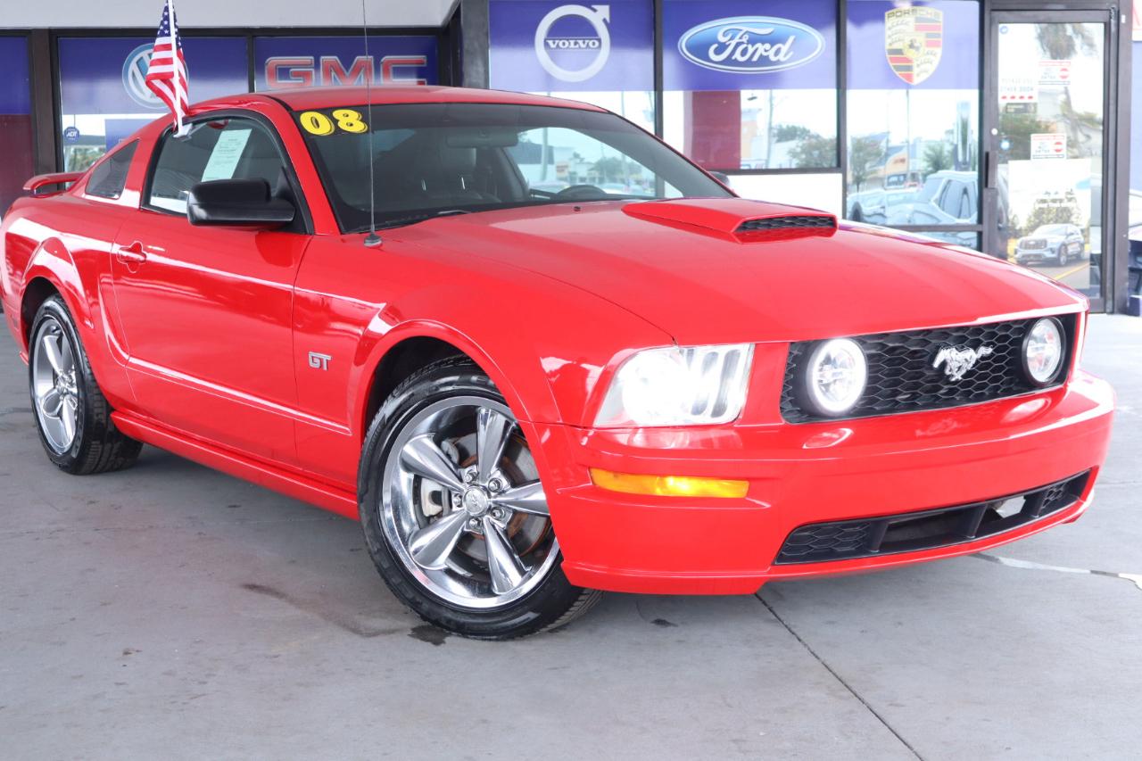 Ford Mustang 2dr Cpe GT Deluxe 2008