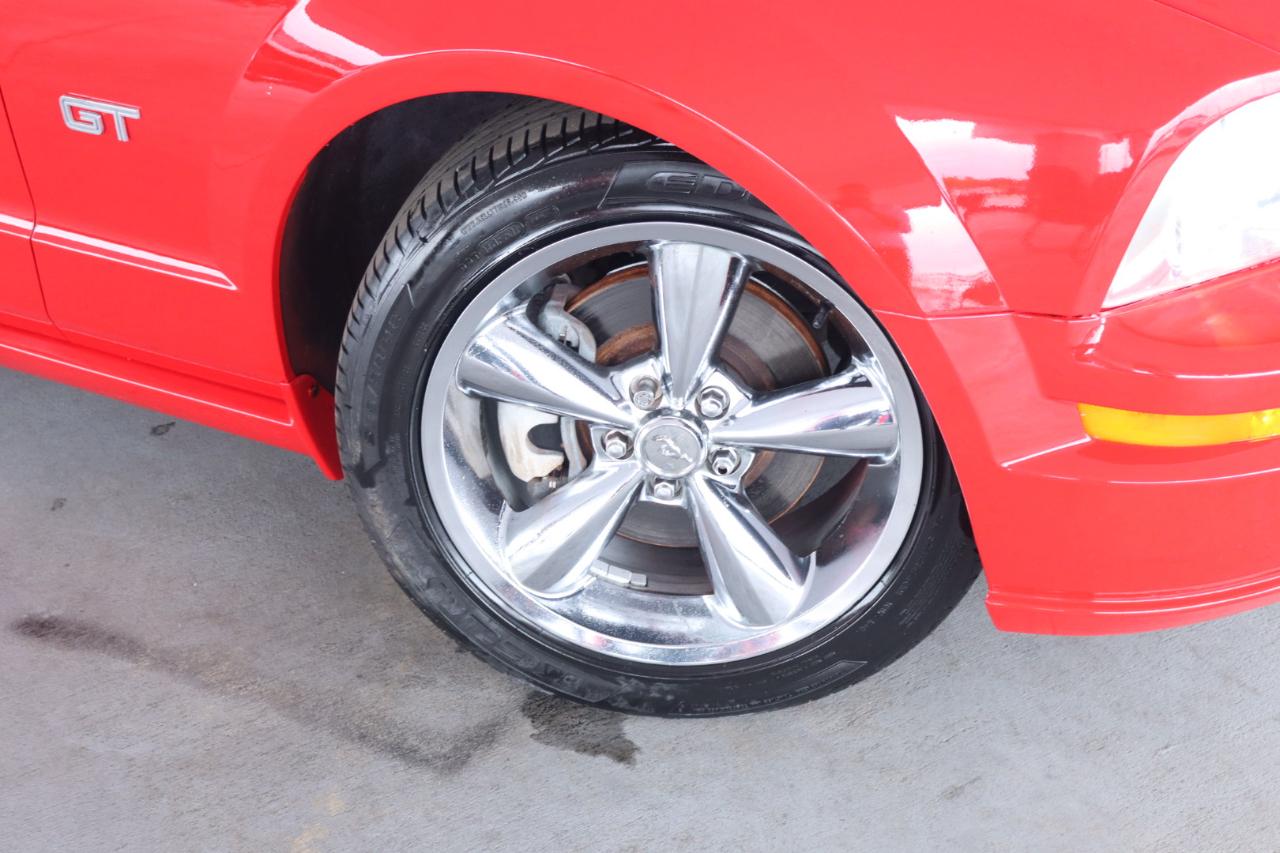 Ford Mustang 2dr Cpe GT Deluxe 2008