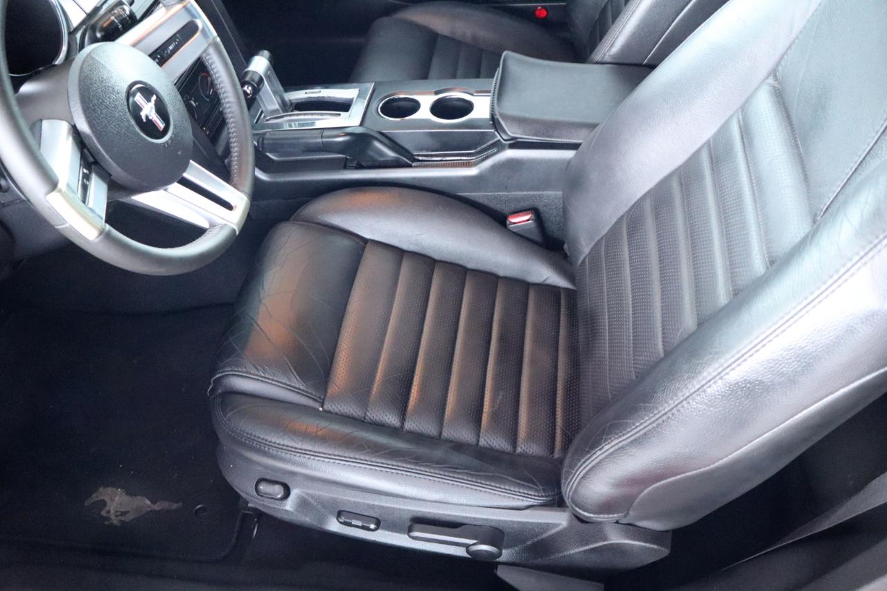 Ford Mustang 2dr Cpe GT Deluxe 2008