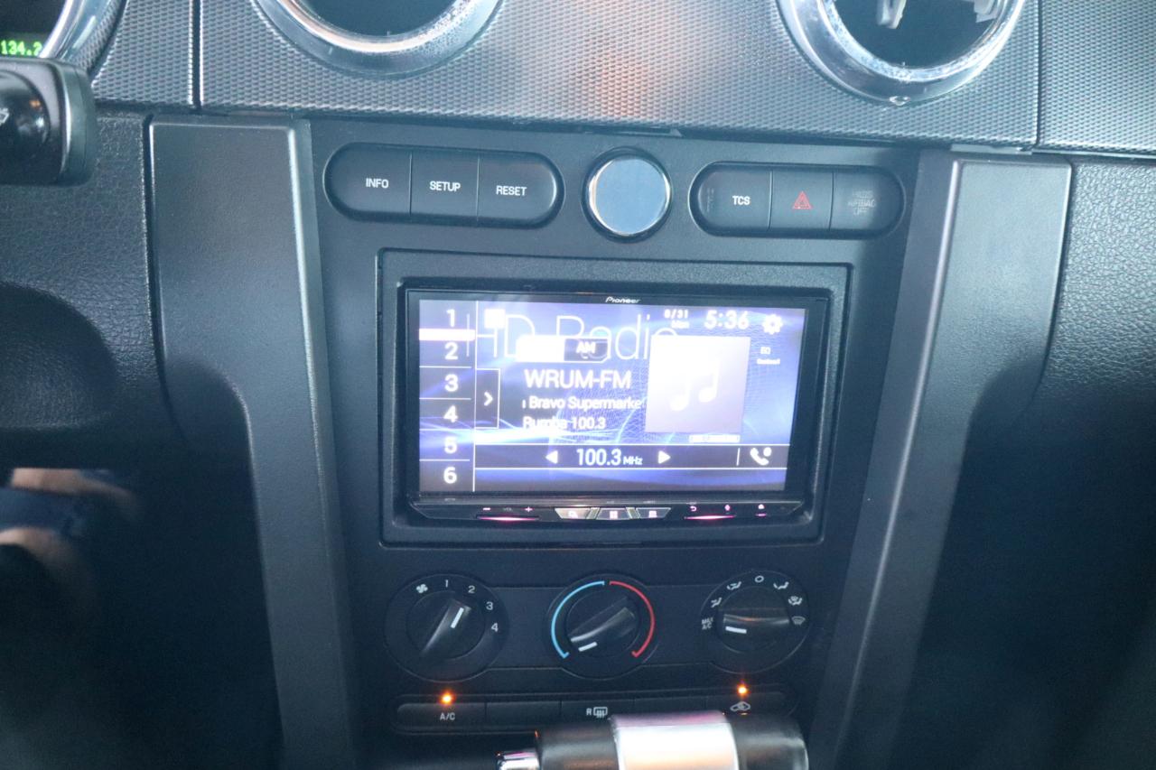 Ford Mustang 2dr Cpe GT Deluxe 2008