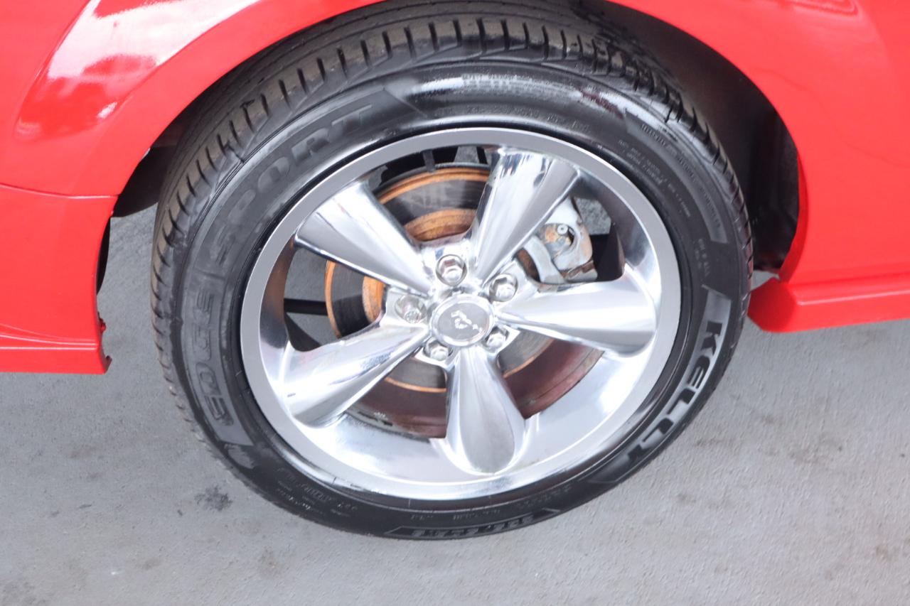 Ford Mustang 2dr Cpe GT Deluxe 2008