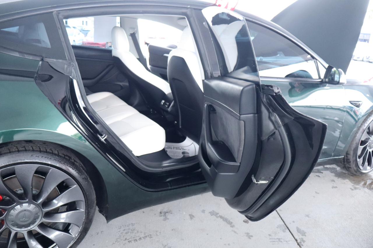Tesla Model 3 Performance AWD 2021