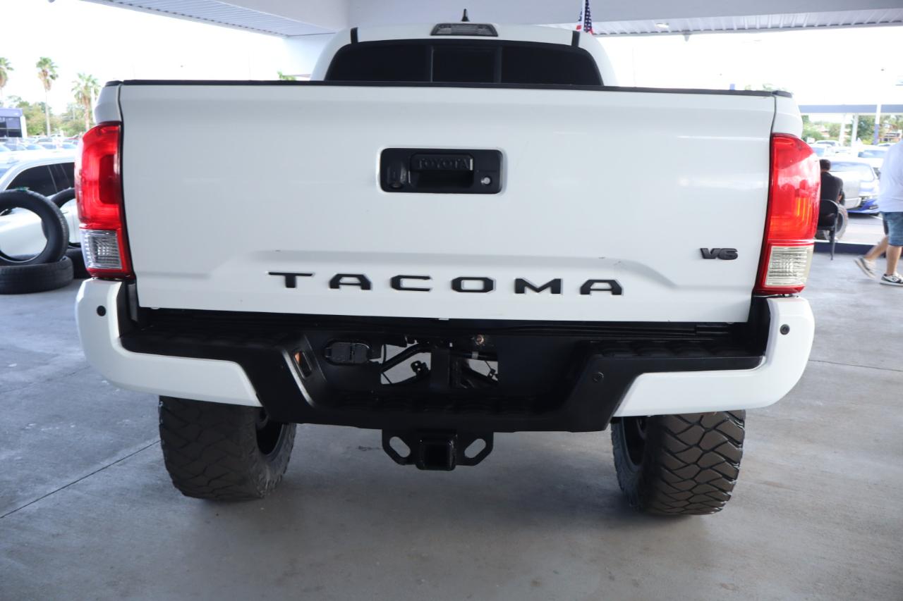 Toyota Tacoma SR5 Xtracab V6 4WD 2016