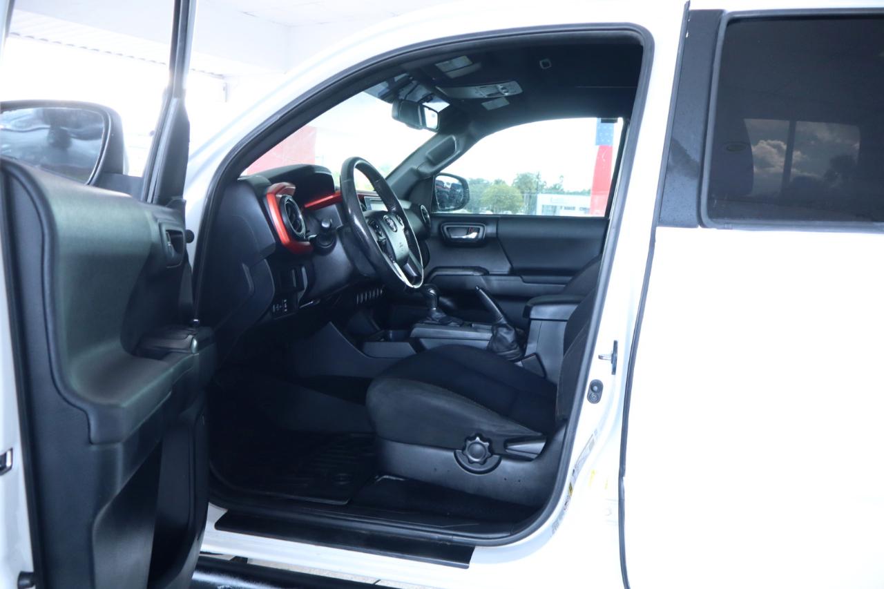 Toyota Tacoma SR5 Xtracab V6 4WD 2016