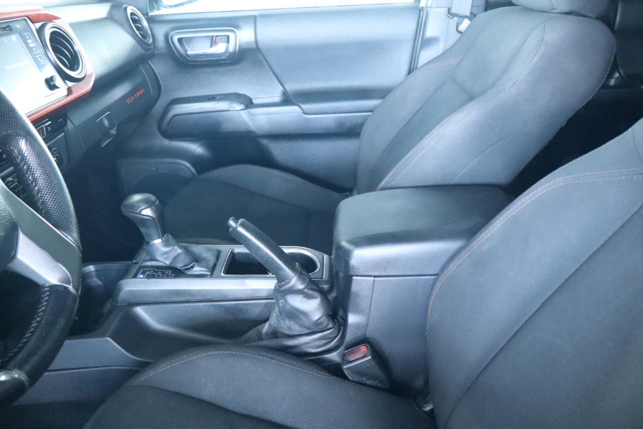 Toyota Tacoma SR5 Xtracab V6 4WD 2016