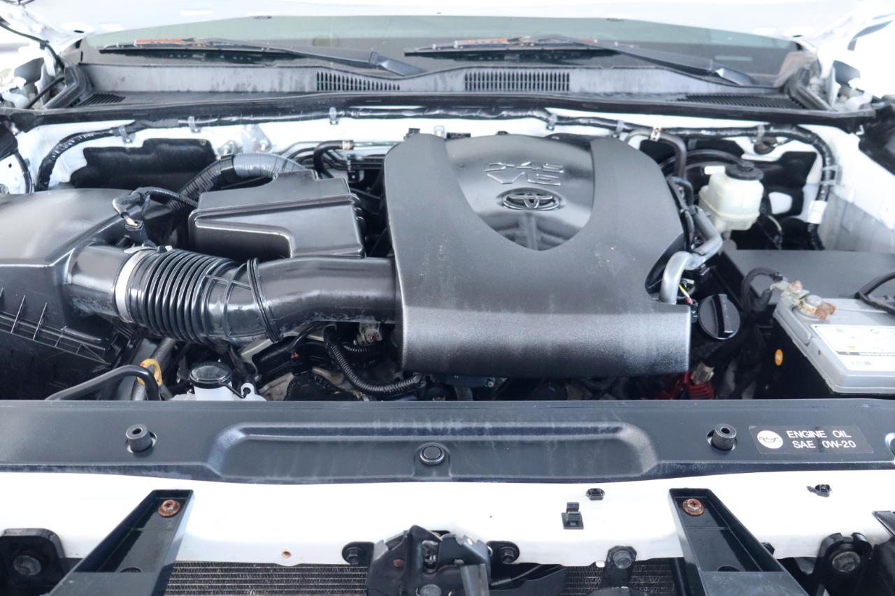 Toyota Tacoma SR5 Xtracab V6 4WD 2016