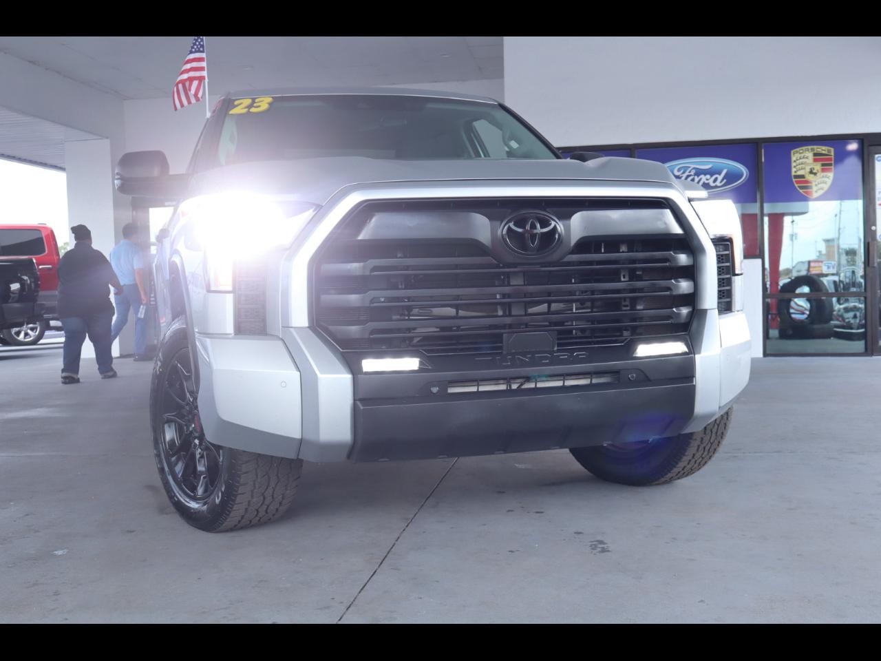 Toyota Tundra 4WD SR5 CrewMax 5.5' Bed (Natl) 2023