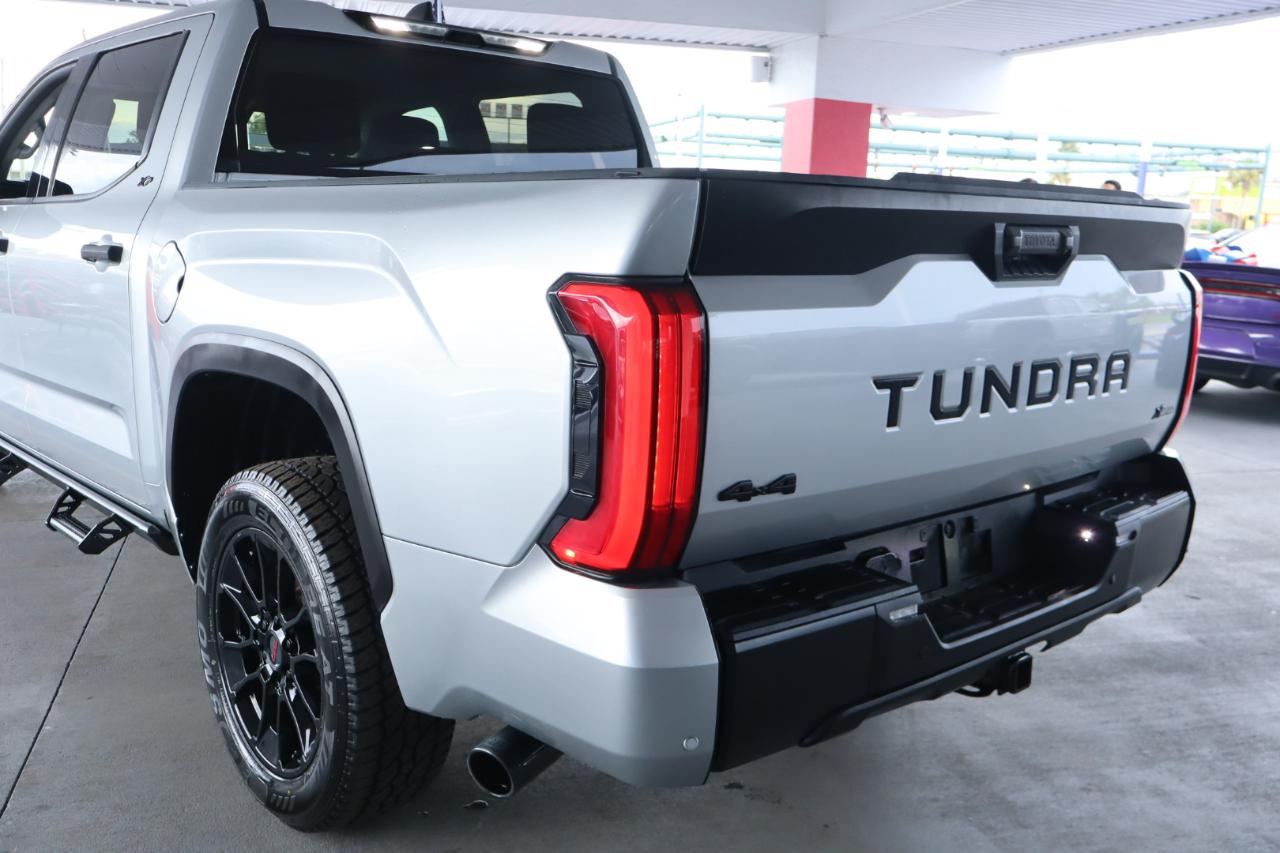 Toyota Tundra 4WD SR5 CrewMax 5.5' Bed (Natl) 2023