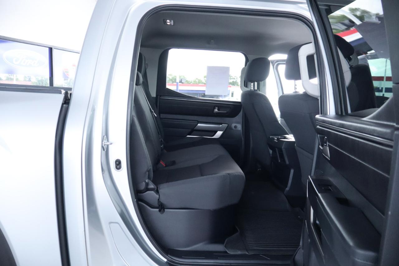 Toyota Tundra 4WD SR5 CrewMax 5.5' Bed (Natl) 2023