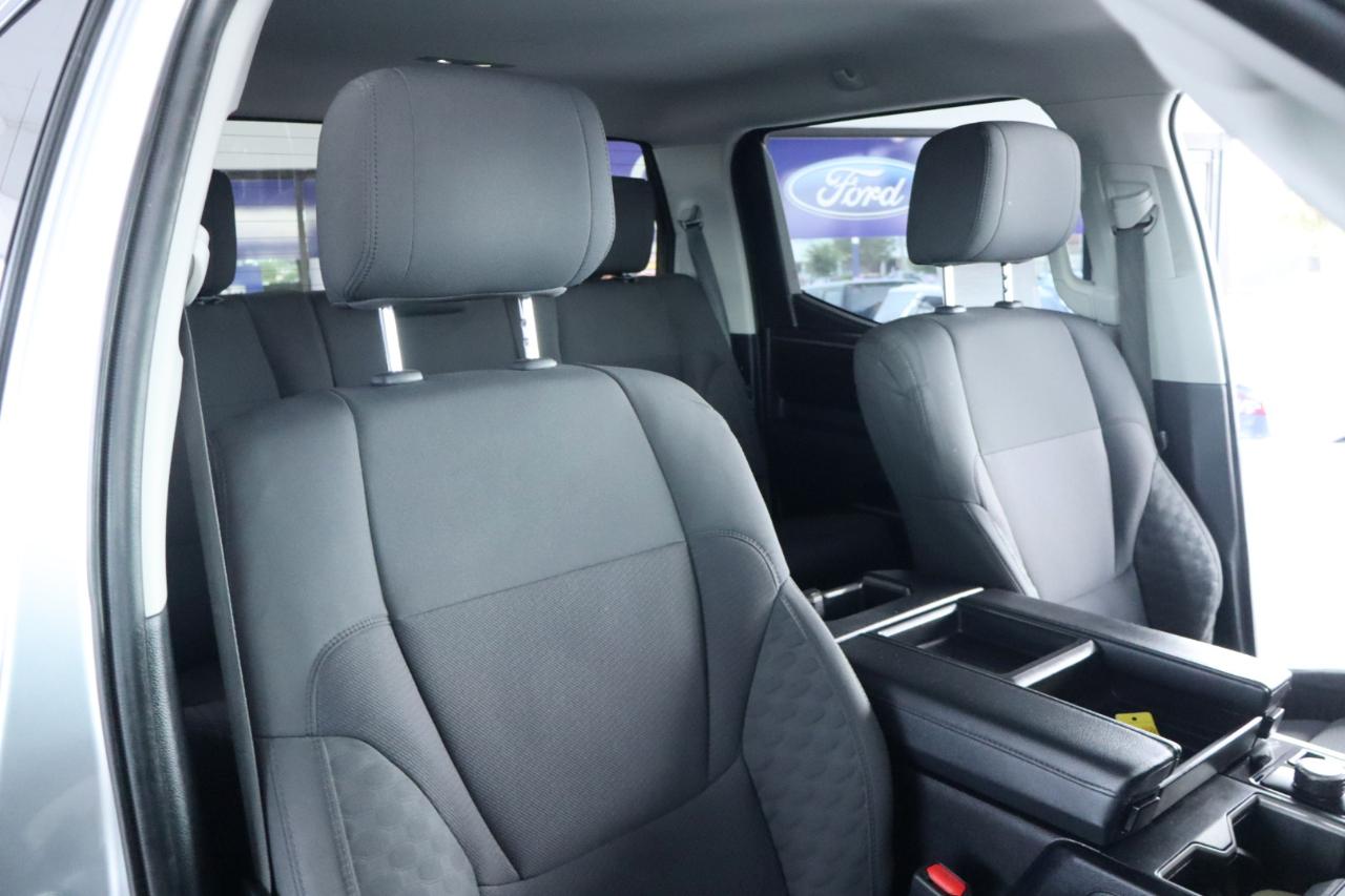 Toyota Tundra 4WD SR5 CrewMax 5.5' Bed (Natl) 2023
