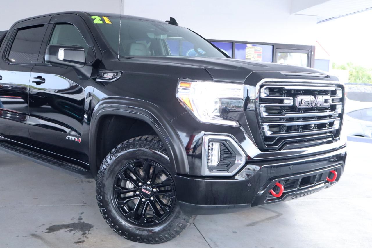 GMC Sierra 1500 4WD Crew Cab 147" AT4 2021