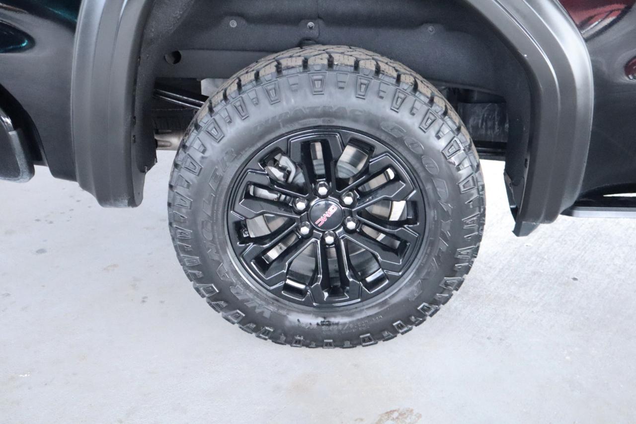 GMC Sierra 1500 4WD Crew Cab 147" AT4 2021