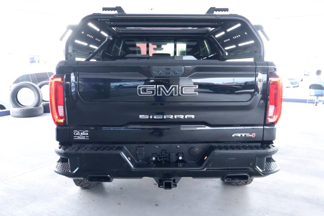 GMC Sierra 1500 4WD Crew Cab 147" AT4 2021