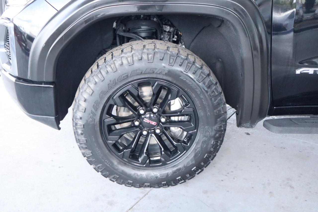 GMC Sierra 1500 4WD Crew Cab 147" AT4 2021