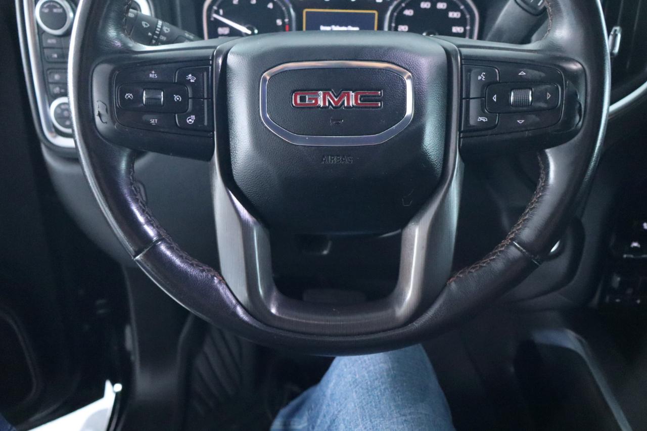 GMC Sierra 1500 4WD Crew Cab 147" AT4 2021