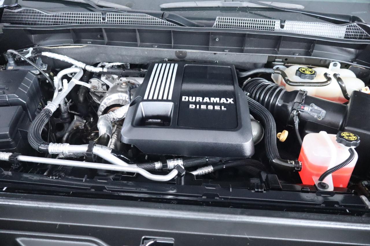GMC Sierra 1500 4WD Crew Cab 147" AT4 2021
