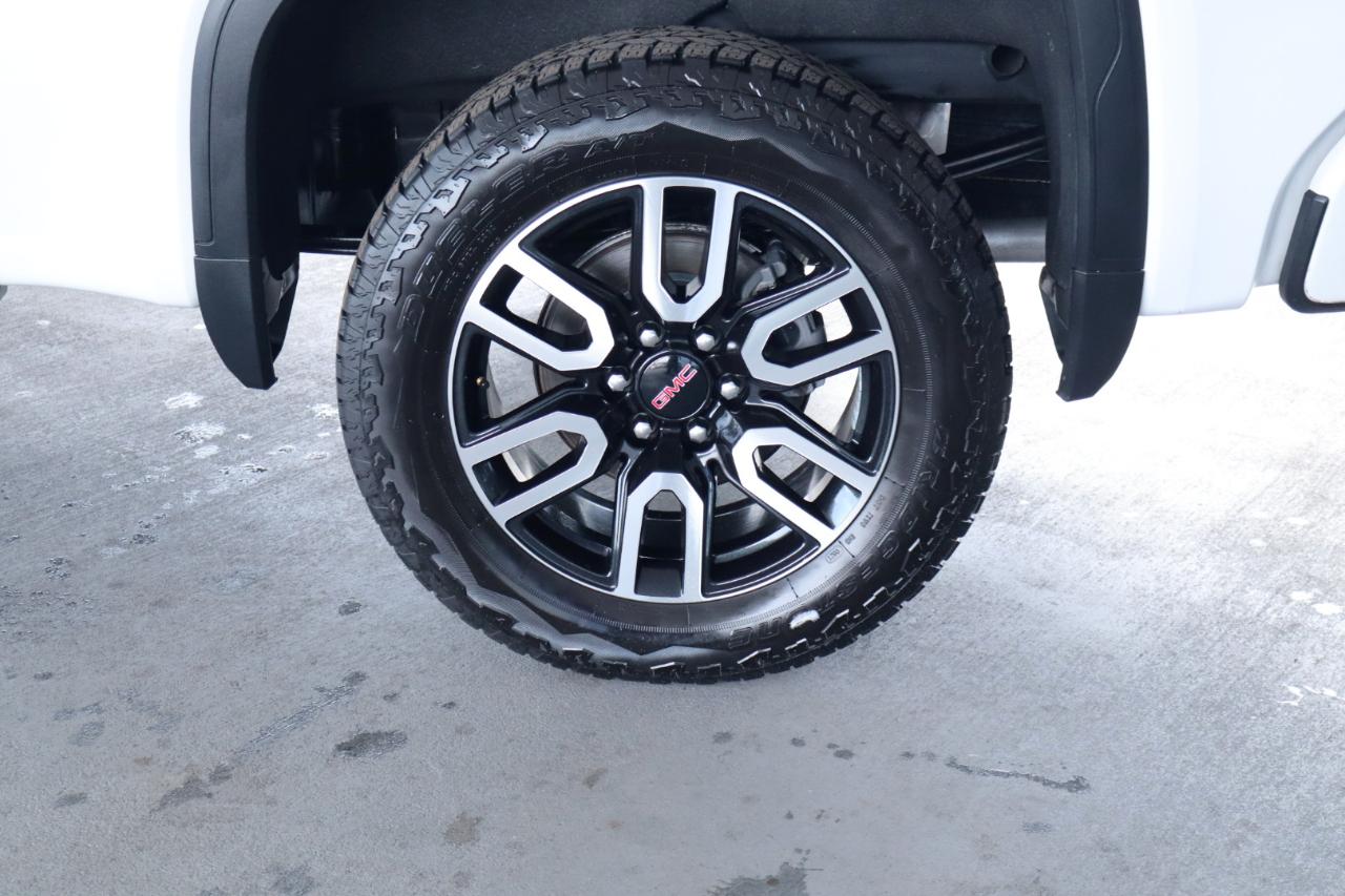 GMC Sierra 1500 4WD Crew Cab 147" AT4 2021