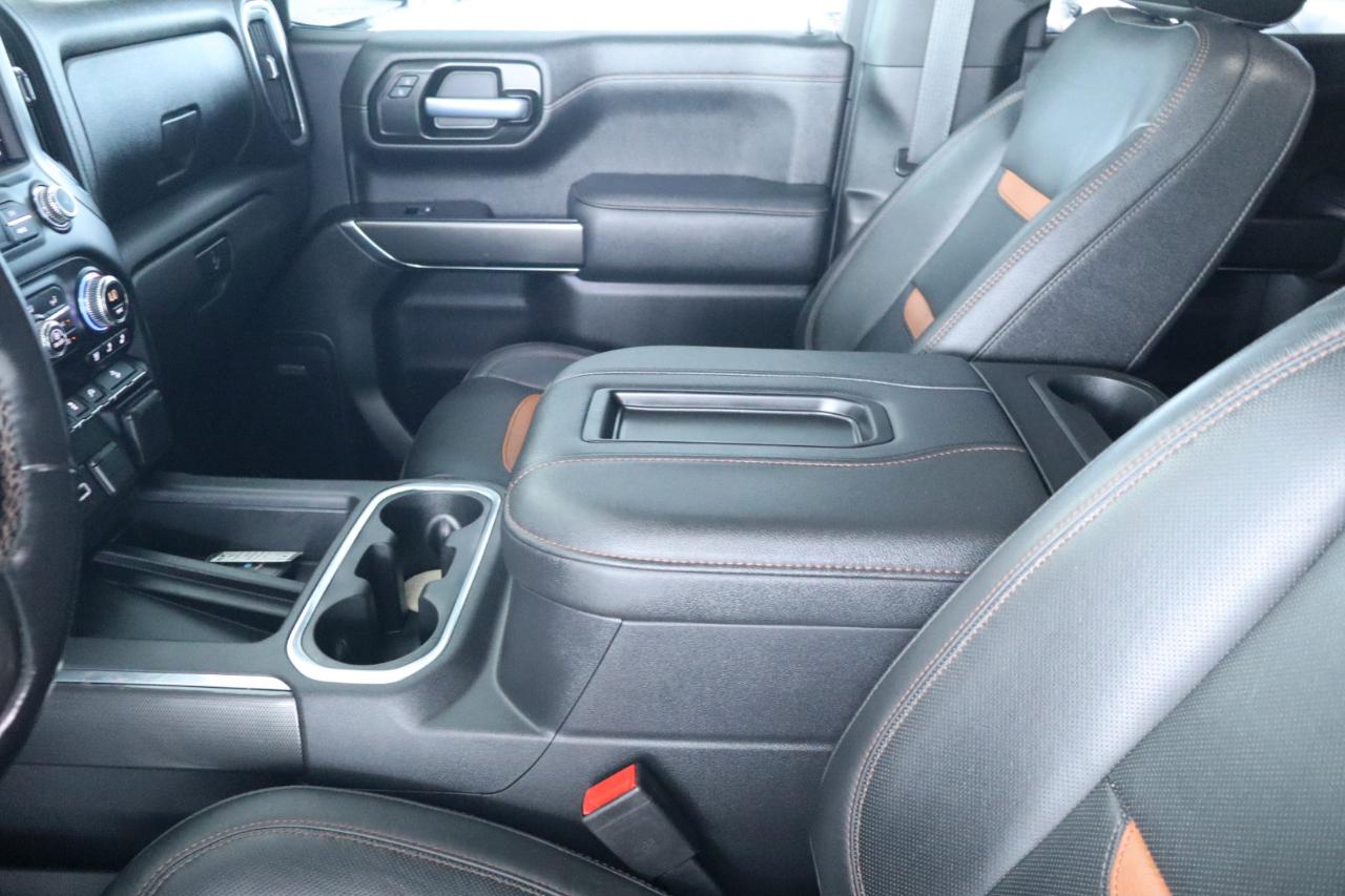 GMC Sierra 1500 4WD Crew Cab 147" AT4 2021