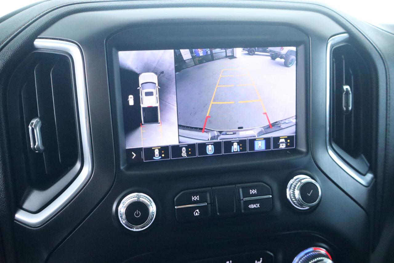GMC Sierra 1500 4WD Crew Cab 147" AT4 2021