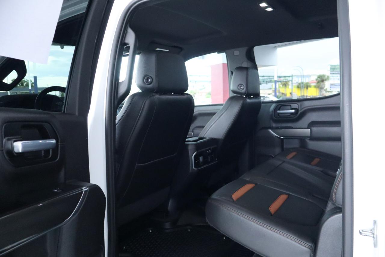 GMC Sierra 1500 4WD Crew Cab 147" AT4 2021