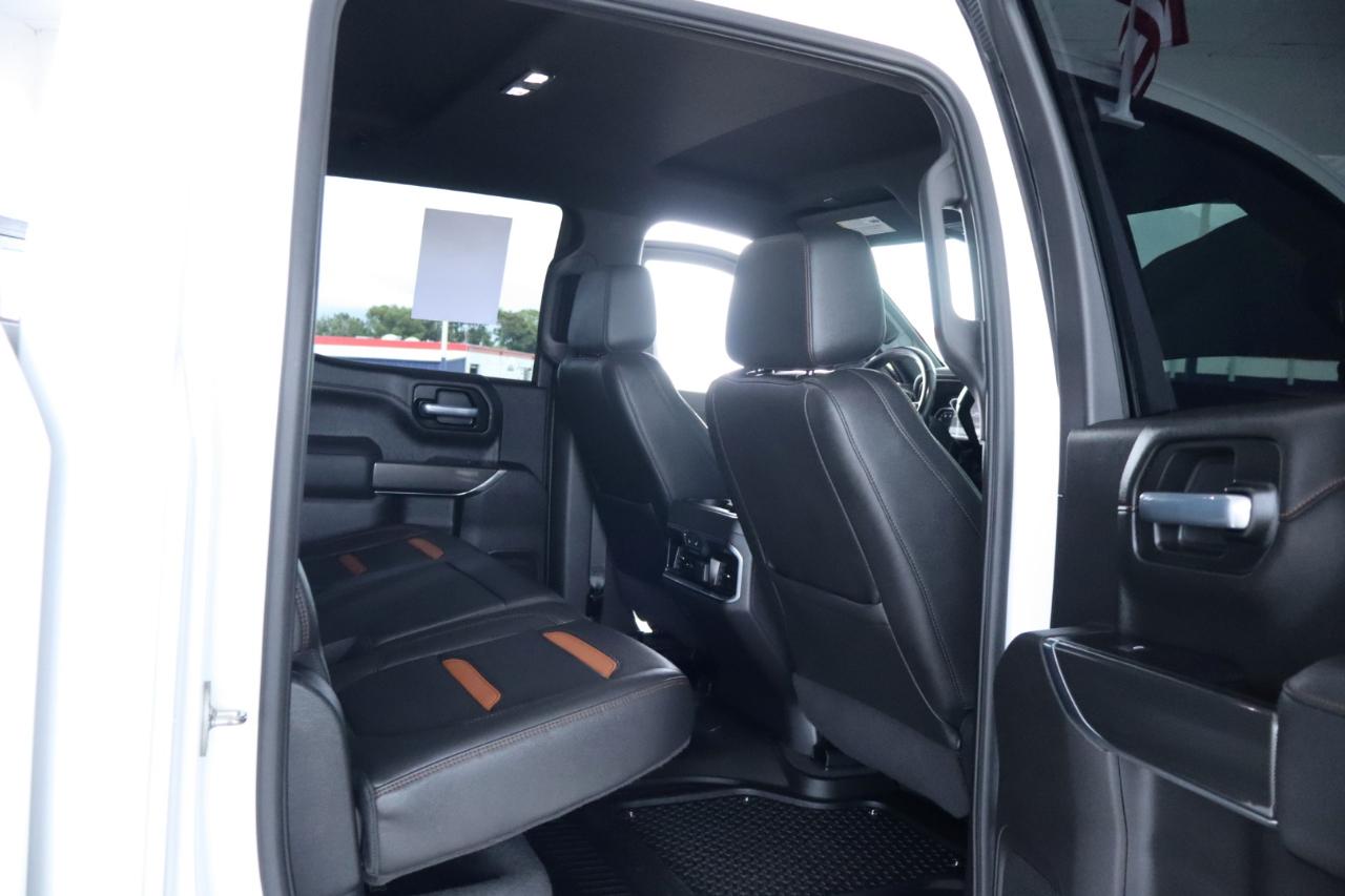 GMC Sierra 1500 4WD Crew Cab 147" AT4 2021