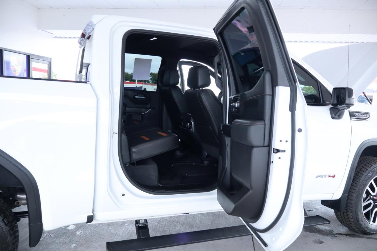 GMC Sierra 1500 4WD Crew Cab 147" AT4 2021