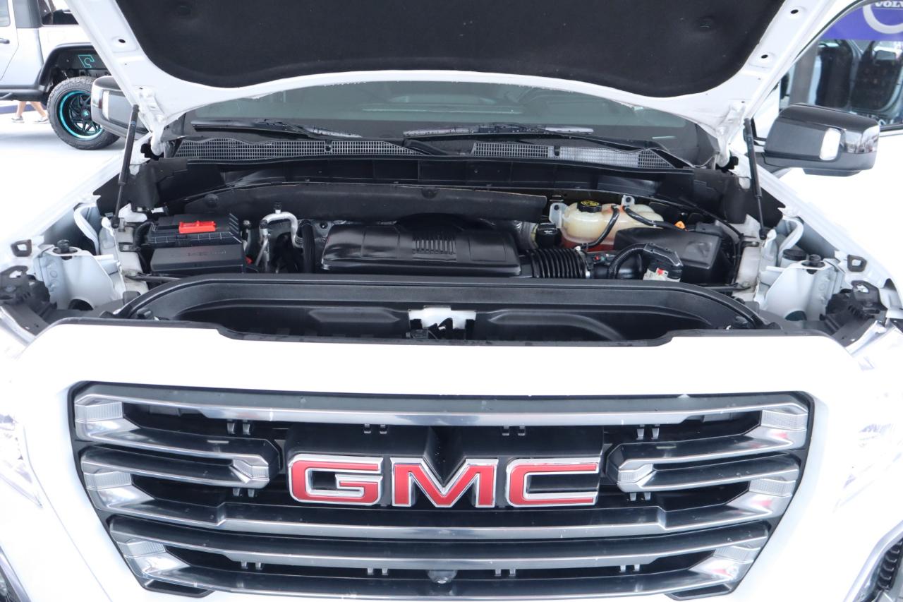 GMC Sierra 1500 4WD Crew Cab 147" AT4 2021