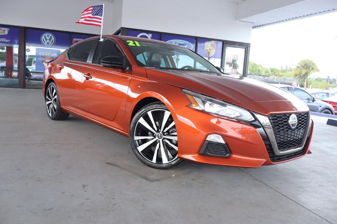 Nissan Altima 2.5 SR Sedan 2021