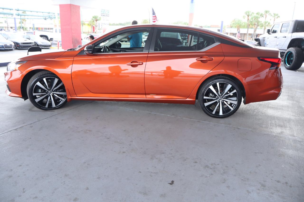 Nissan Altima 2.5 SR Sedan 2021