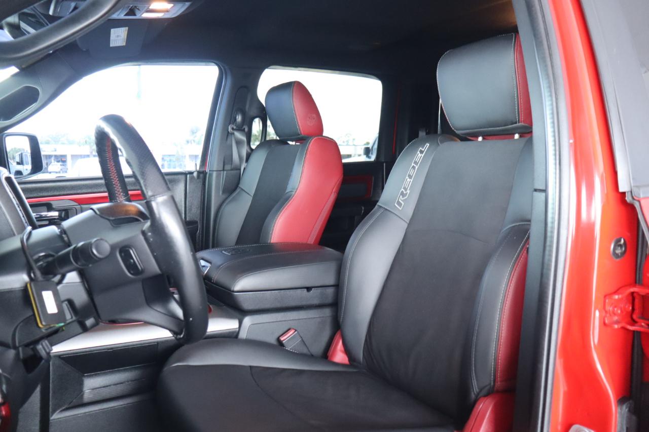 RAM 1500 Rebel 4x4 Crew Cab 5'7" Box 2017