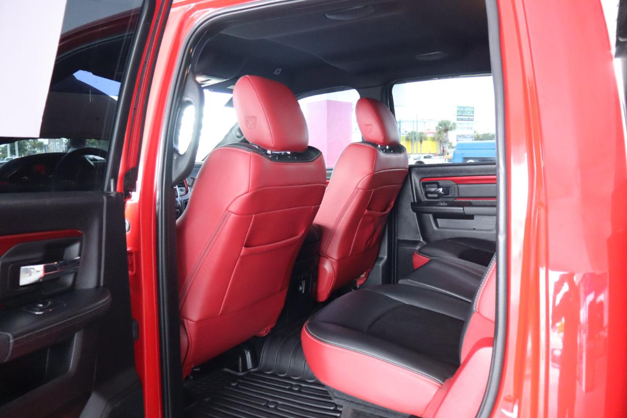 RAM 1500 Rebel 4x4 Crew Cab 5'7" Box 2017