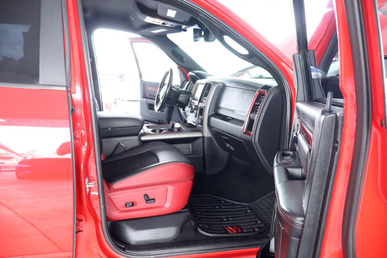 RAM 1500 Rebel 4x4 Crew Cab 5'7" Box 2017