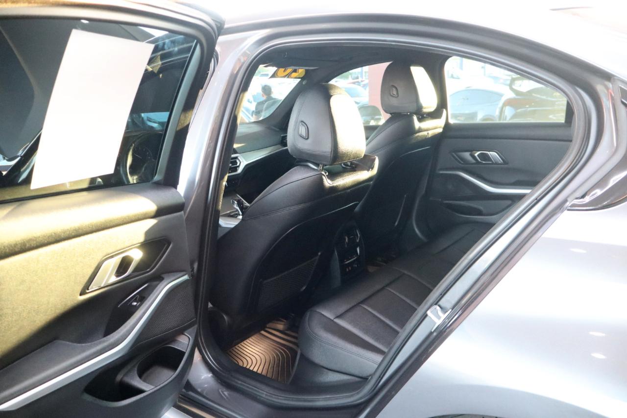 BMW 3 Series 330i Sedan North America 2020