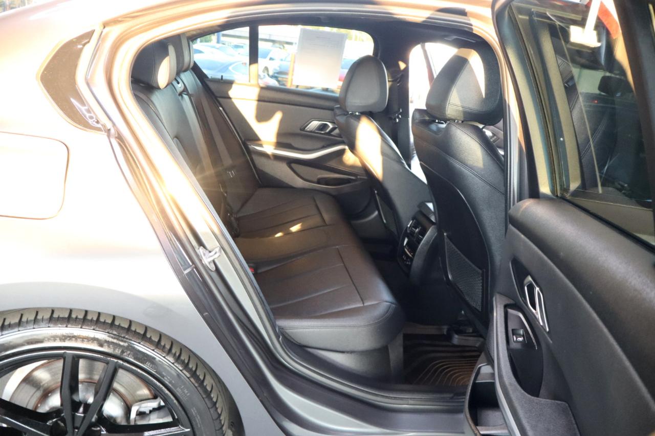 BMW 3 Series 330i Sedan North America 2020