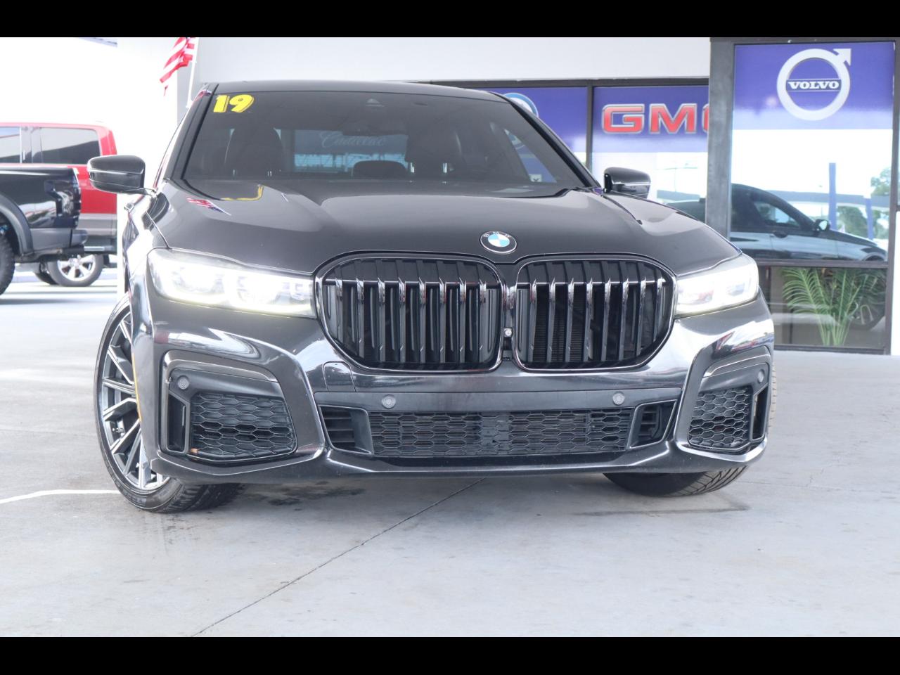 BMW 7 Series 740i Sedan 2020