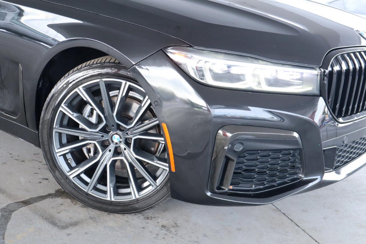 BMW 7 Series 740i Sedan 2020
