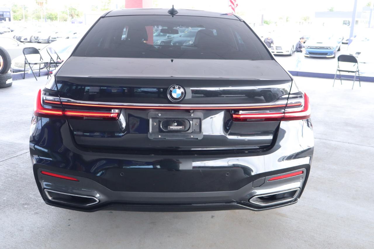 BMW 7 Series 740i Sedan 2020