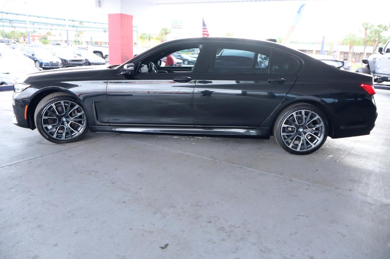 BMW 7 Series 740i Sedan 2020