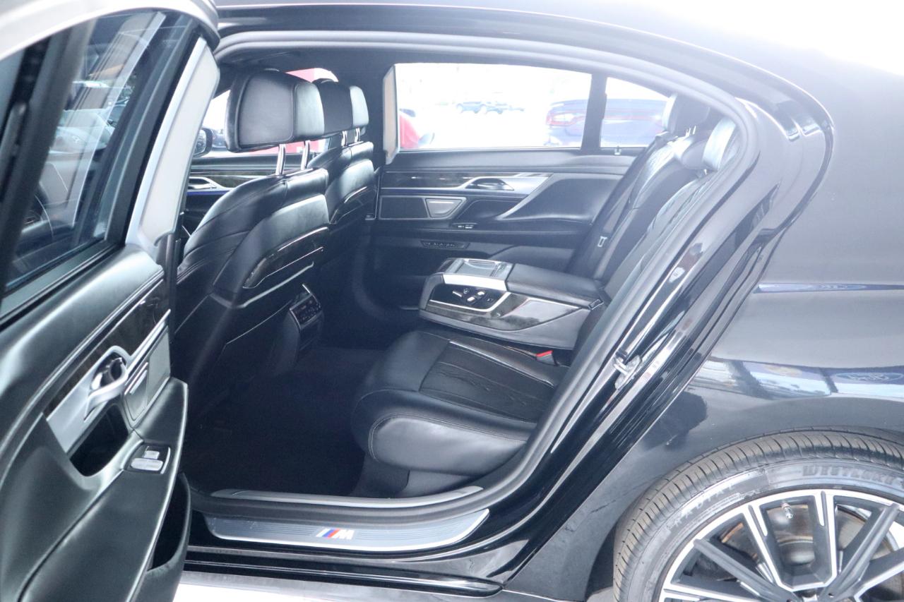 BMW 7 Series 740i Sedan 2020