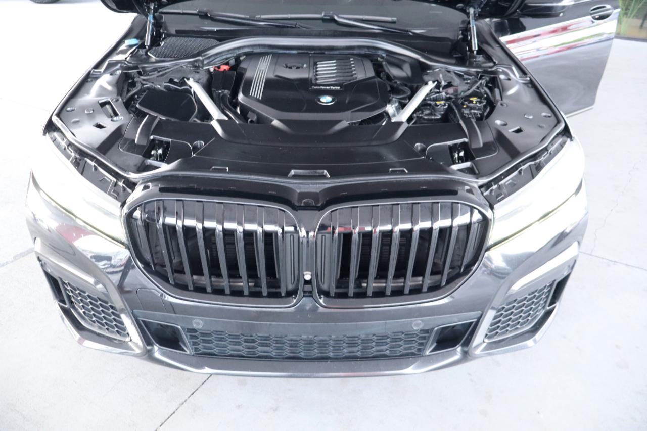 BMW 7 Series 740i Sedan 2020